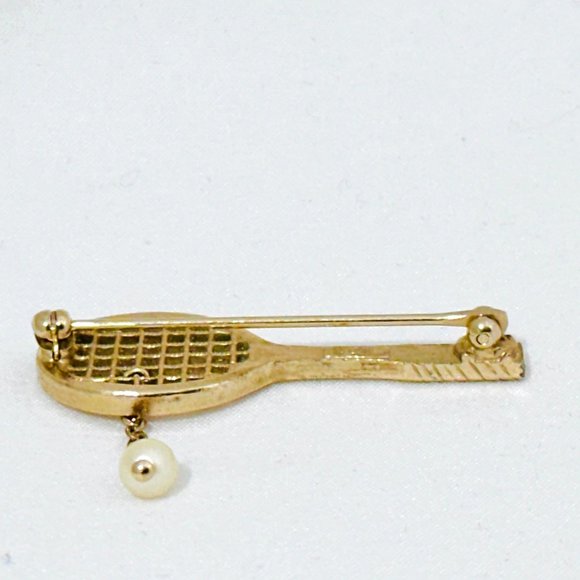Vintage Avon Tennis Racket Brooch with Faux Pearl Tennis Ball - Picture 2 of 4